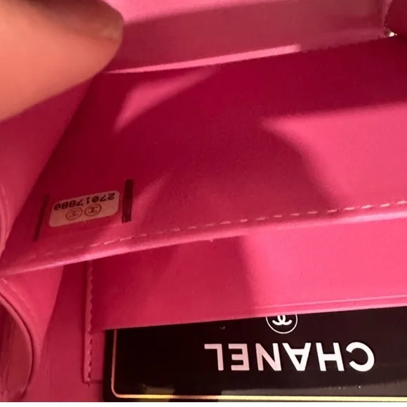 CHANEL Mini Filigree Vanity Bag in Pink, Blue, & Green πππ - Picture 3 of 7